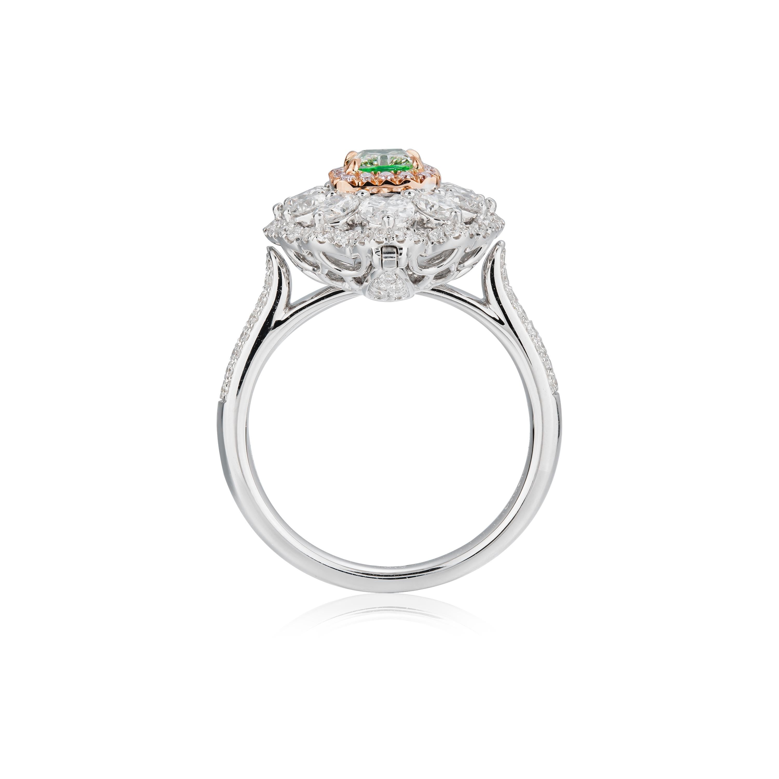  GIA-zertifizierter 0,62 Karat natürlicher Fancy Hellgelber Grüner Diamantring 18KT Ring (Radiantschliff) im Angebot