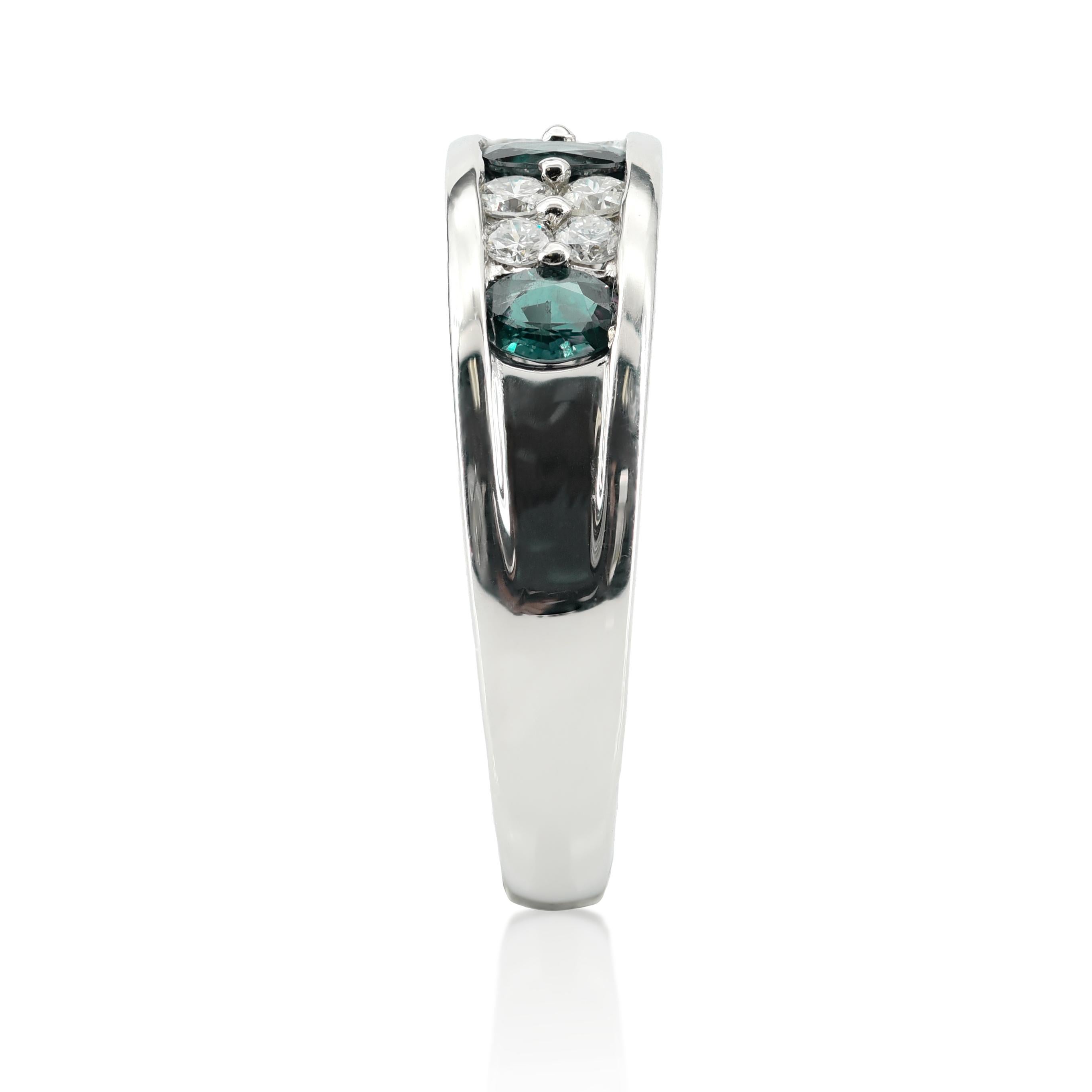 Mixed Cut GIA Certified 0.63 Carats Alexandrite Diamonds set in Platinum Ring For Sale