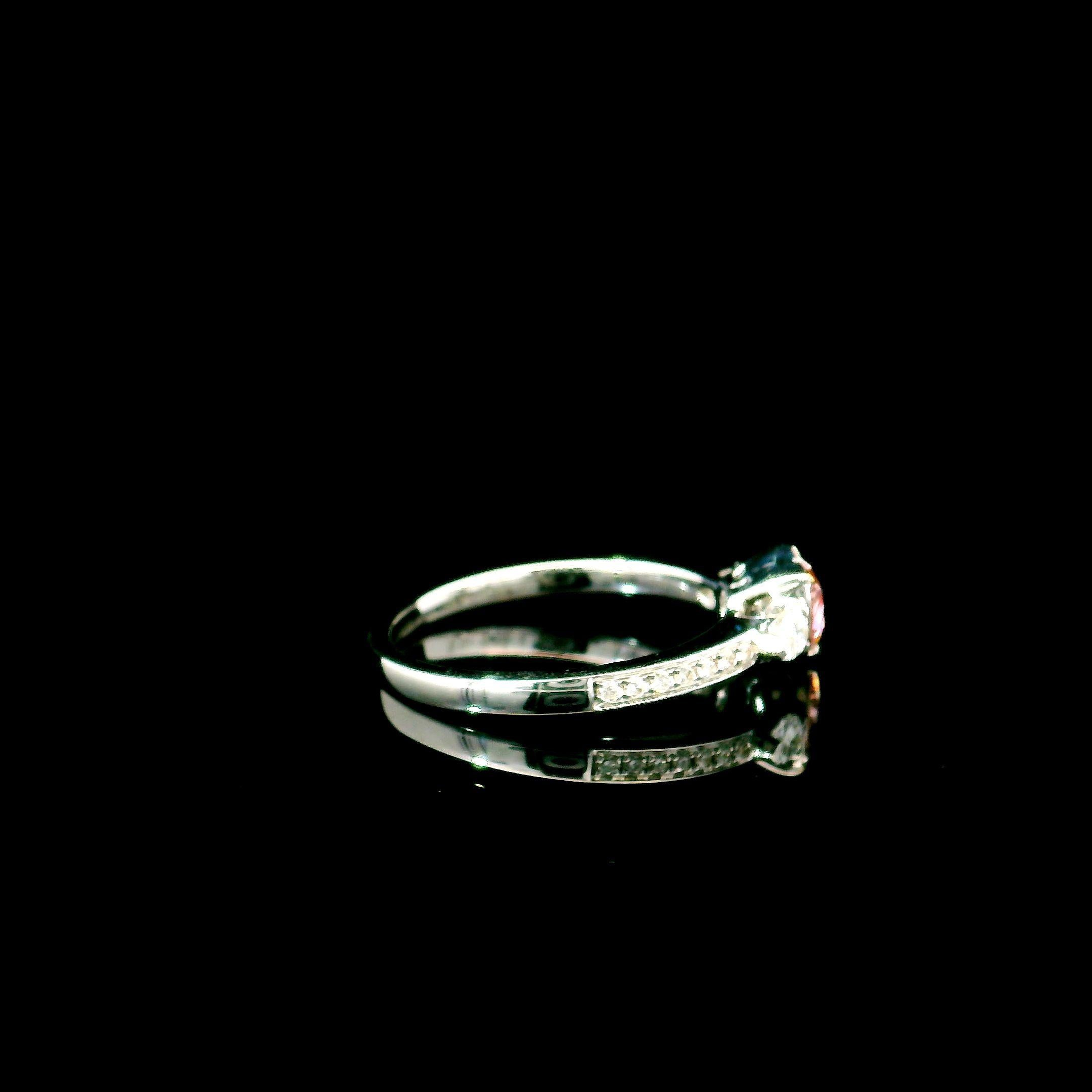 GIA Certified 0.64 Carat Fancy Pink Diamond Ring For Sale 2
