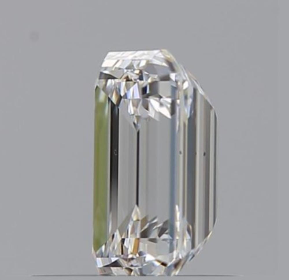 Taglio smeraldo Diamante certificato GIA da 0,64 carati H. Colore VS2 Chiarezza in vendita