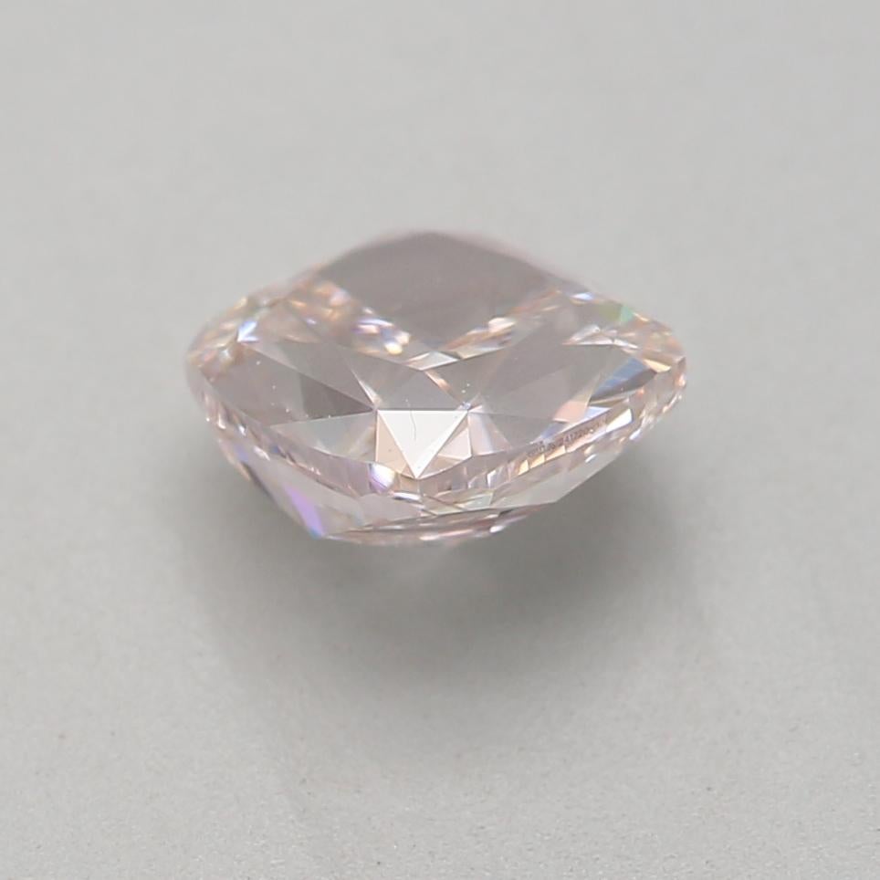 GIA Certified 0.65 Carat Fancy Light Pink SI2 Clarity Diamond In New Condition For Sale In บางรัก, TH