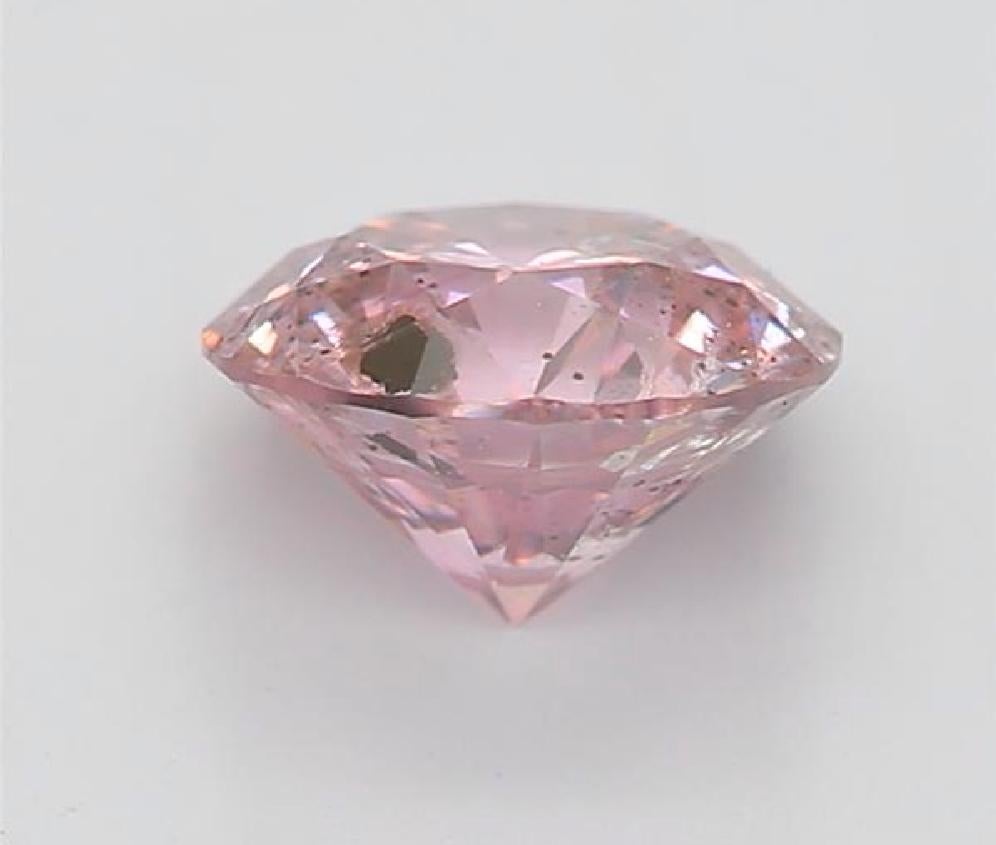 GIA-zertifizierter 0,66 Karat Fancy Lila Rosa I2 Reinheit Diamant im Zustand „Neu“ im Angebot in บางรัก, TH