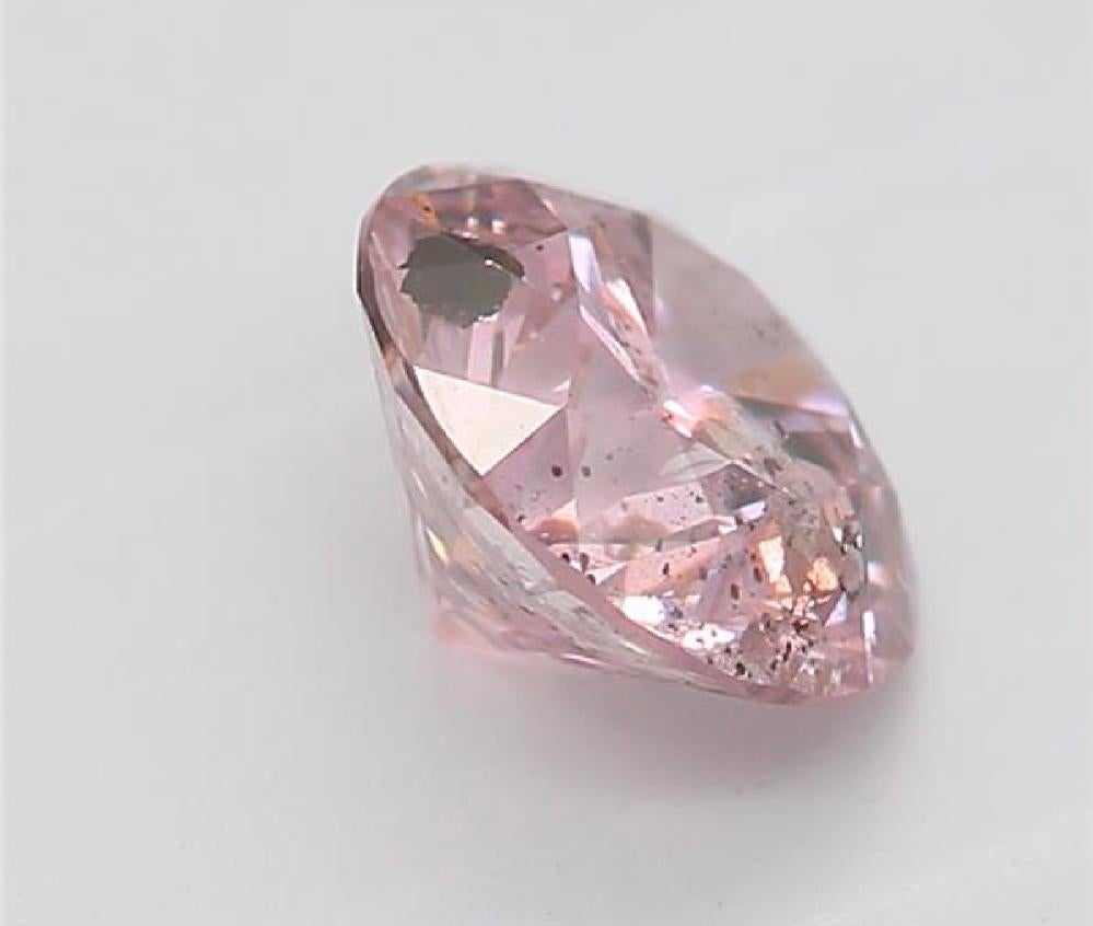 GIA-zertifizierter 0,66 Karat Fancy Lila Rosa I2 Reinheit Diamant für Damen oder Herren im Angebot