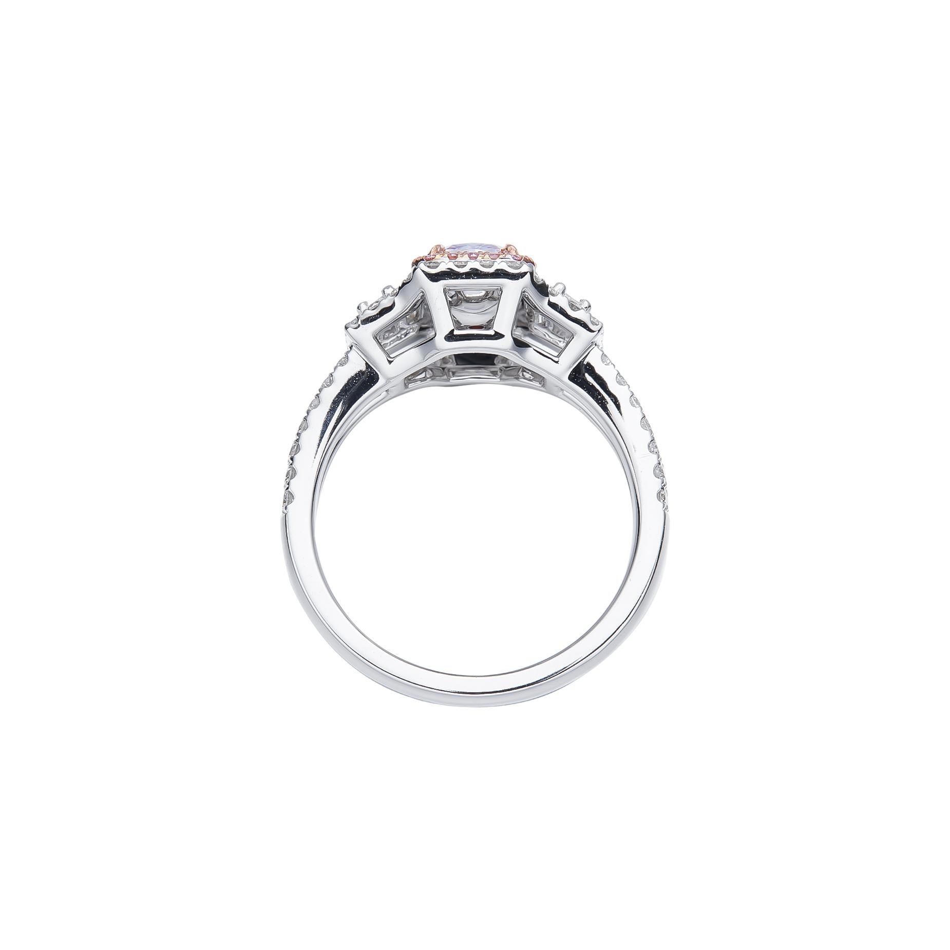 GIA zertifiziert, 0,67ct Light Pinkish Brown Natural Cushion Cut Diamond Solitaire. (Zeitgenössisch) im Angebot