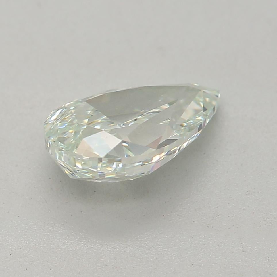 Diamante certificato GIA da 0,69 carati di colore verde chiaro con purezza VS1 In condizioni Nuovo in vendita a บางรัก, TH