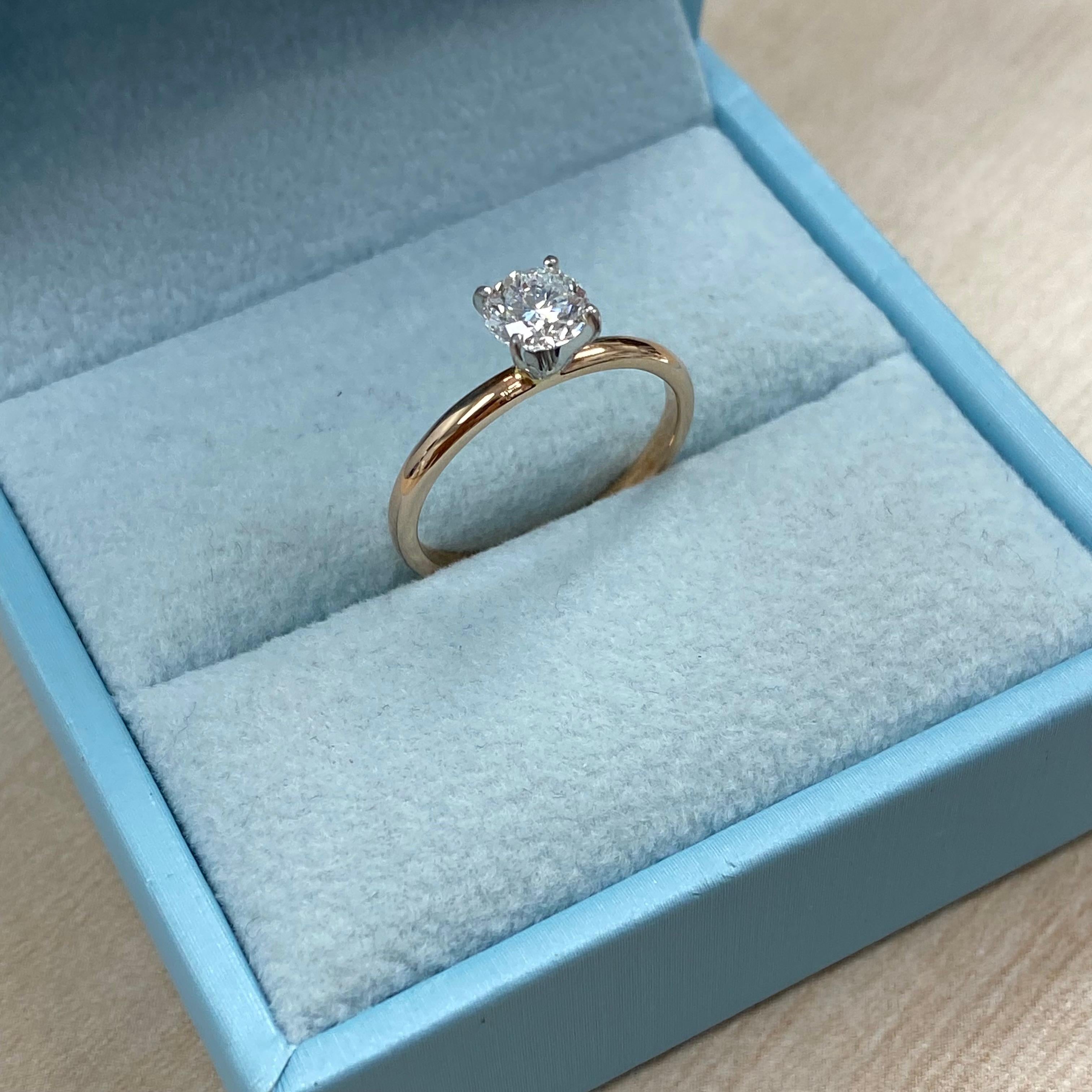 Women's GIA Certified 0.69 Carat Round Diamond Solitaire Engagement Ring 14K Rose Gold For Sale