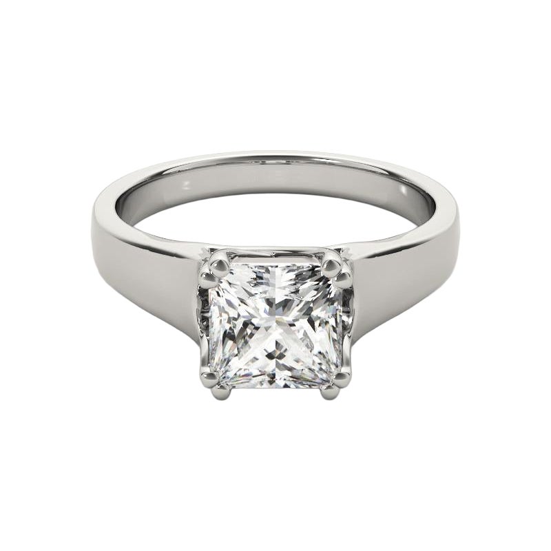 GIA Certified 0,7 Carat Double Pronglis Princess Trellis Platinum Diamond Ring