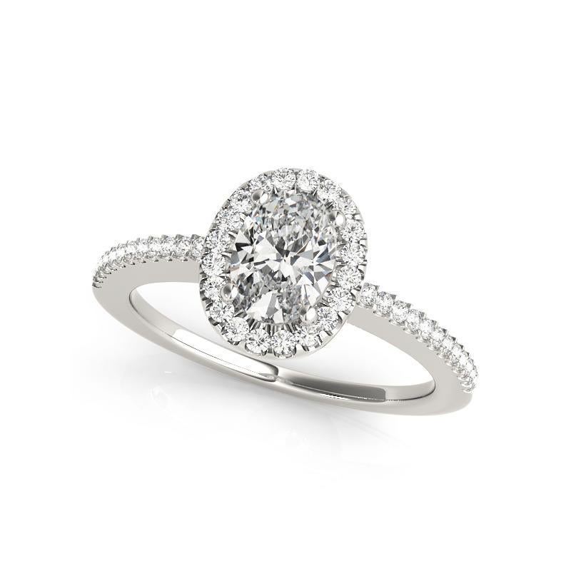 Taille ovale Bague à diamant en or blanc 18 carats certifiée GIA 0,7 carat Oval Halo French Pave en vente