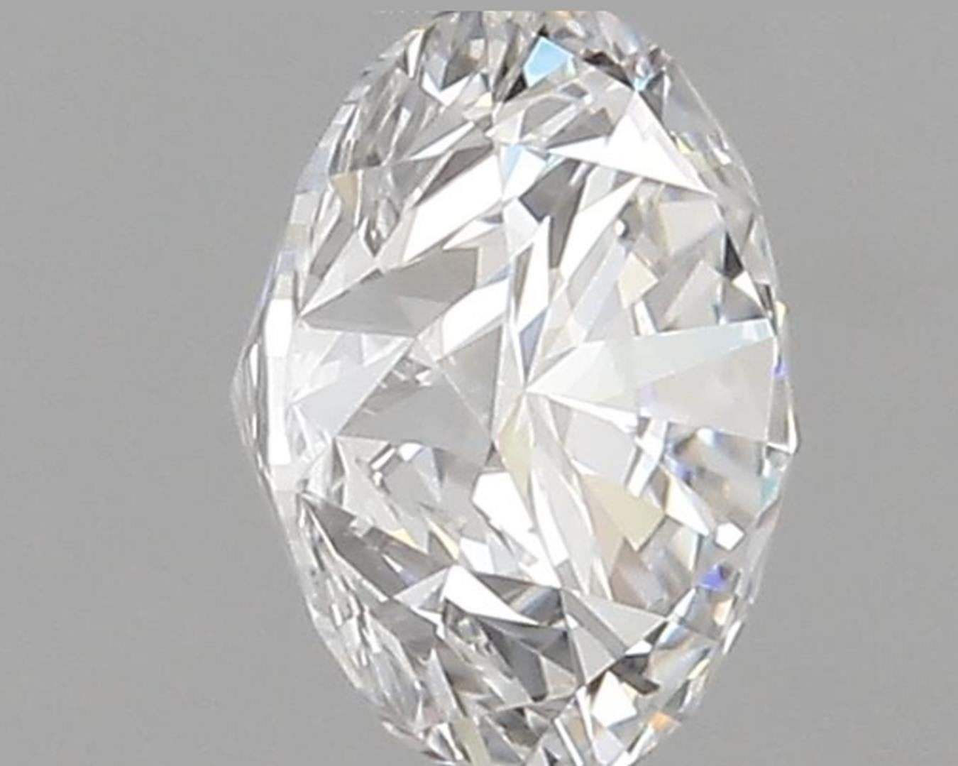 GIA Certified 0.70 Carat D Colour VS1 Clarity Diamond For Sale 2