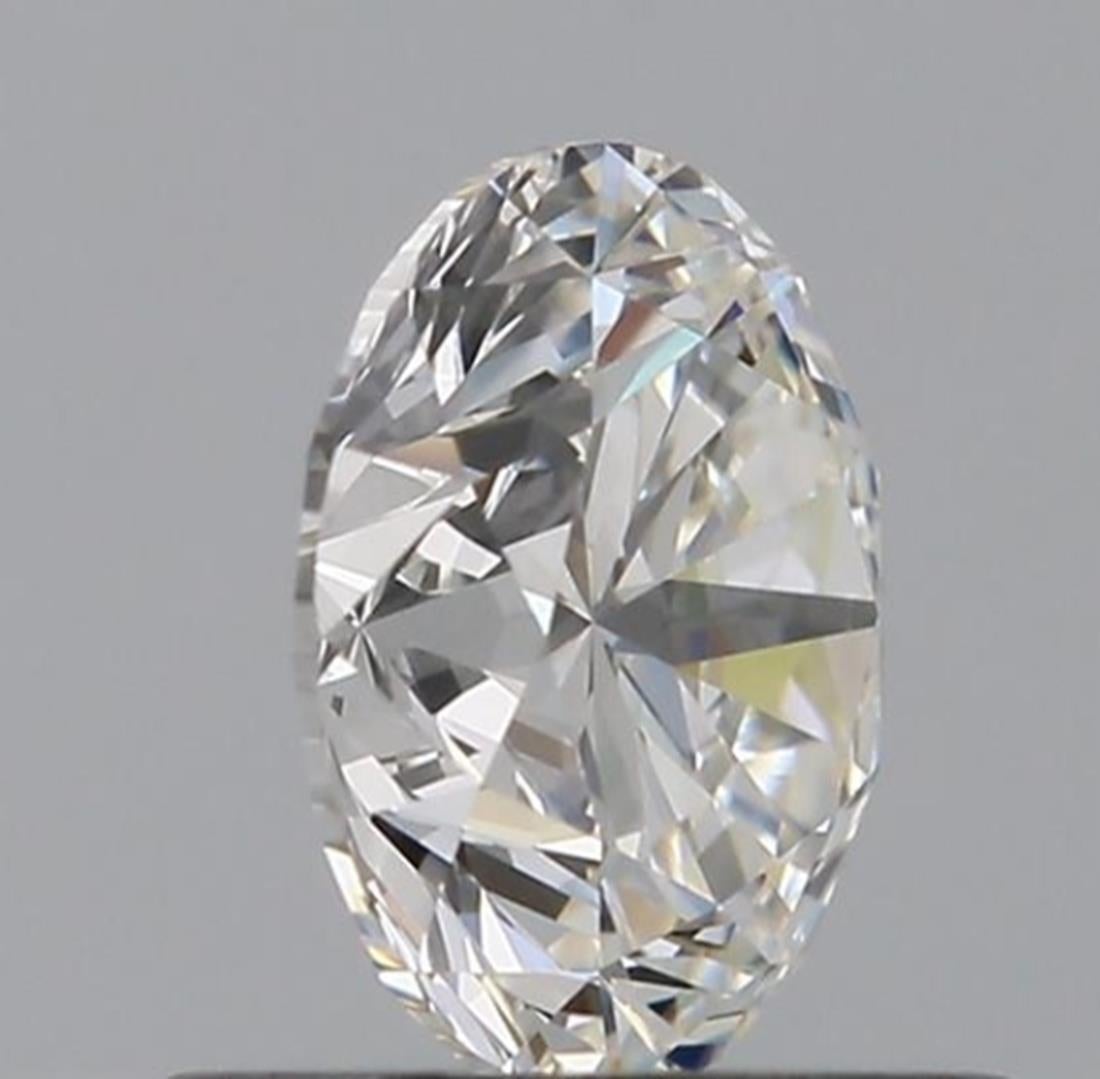 GIA Certified 0.70 Carat E Colour VS2 Clarity Diamond For Sale 2