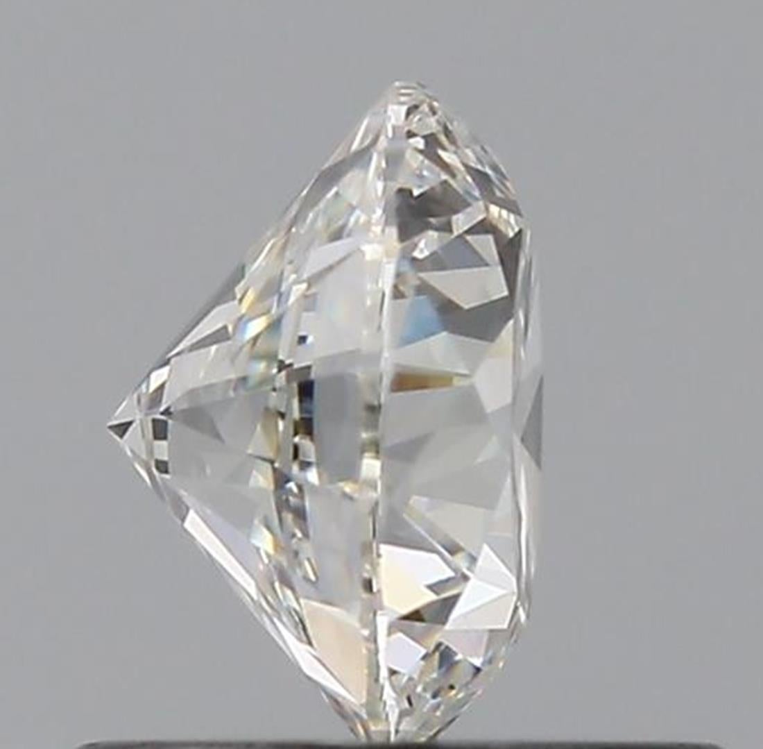 GIA Certified 0.70 Carat F Colour VVS1 Clarity Diamond For Sale 1