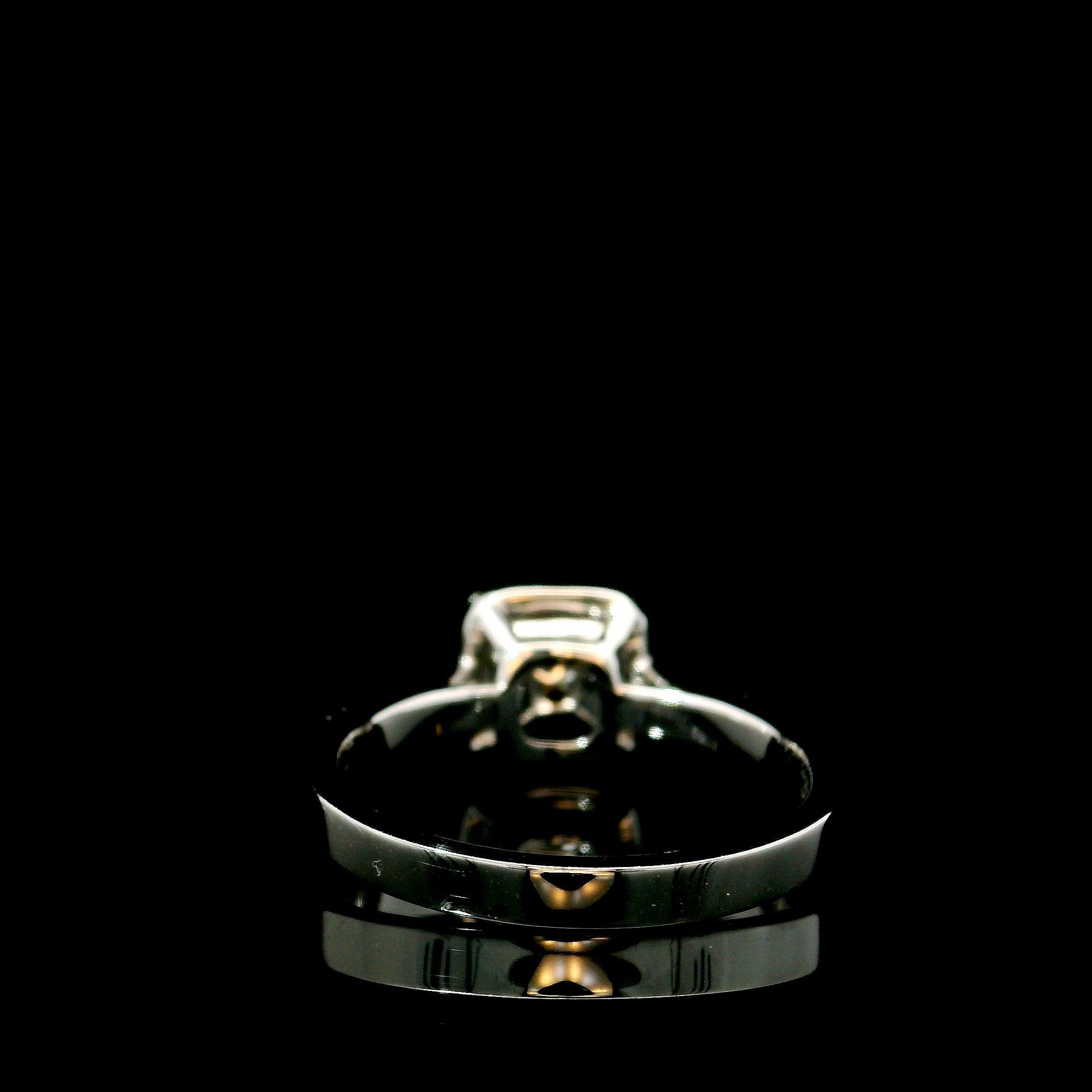 Women's or Men's GIA Certified 0.70 Carat Fancy Brownish Yellow SI1 Clarity Diamond Ring For Sale