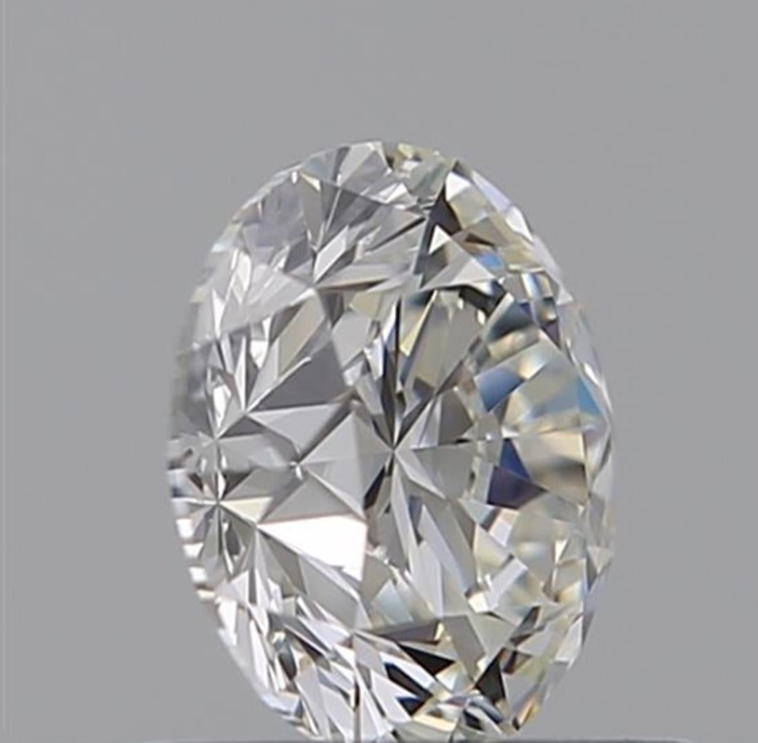 GIA Certified 0.70 Carat G Colour VVS1 Clarity Diamond For Sale 2
