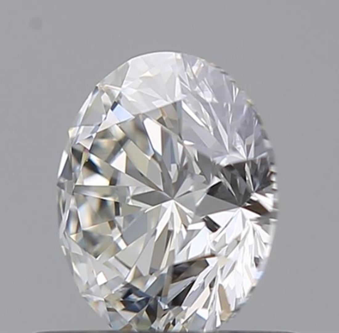 Round Cut GIA Certified 0.70 Carat G Colour VVS2 Clarity Diamond For Sale