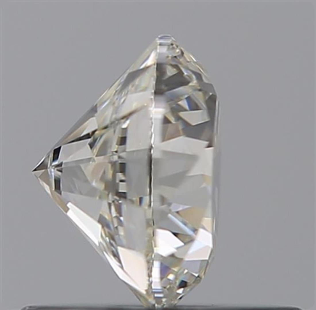 GIA Certified 0.70 Carat H Colour VVS1 Clarity Diamond For Sale 1