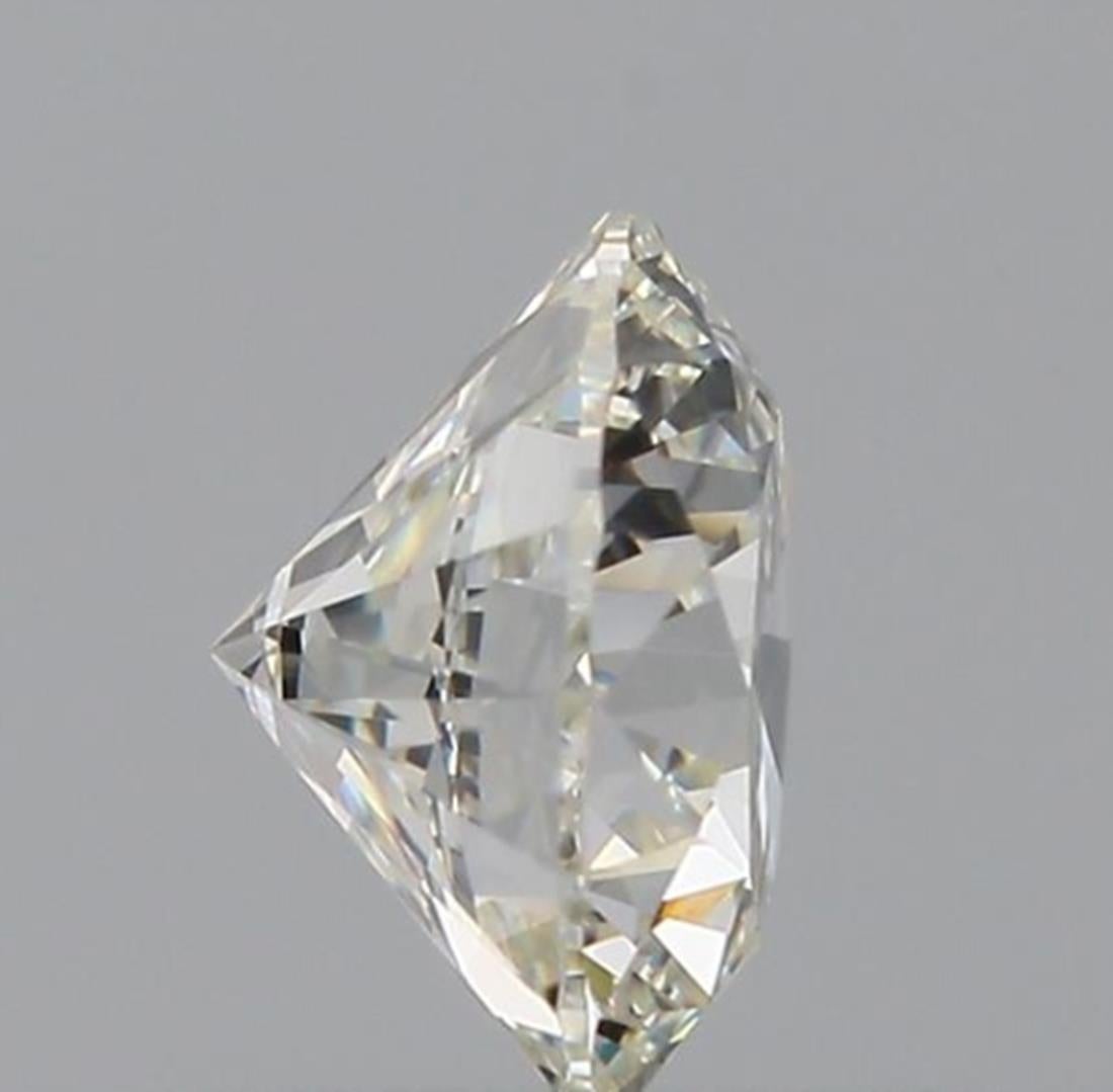 GIA Certified 0.70 Carat H Colour VVS2 Clarity Diamond For Sale 1