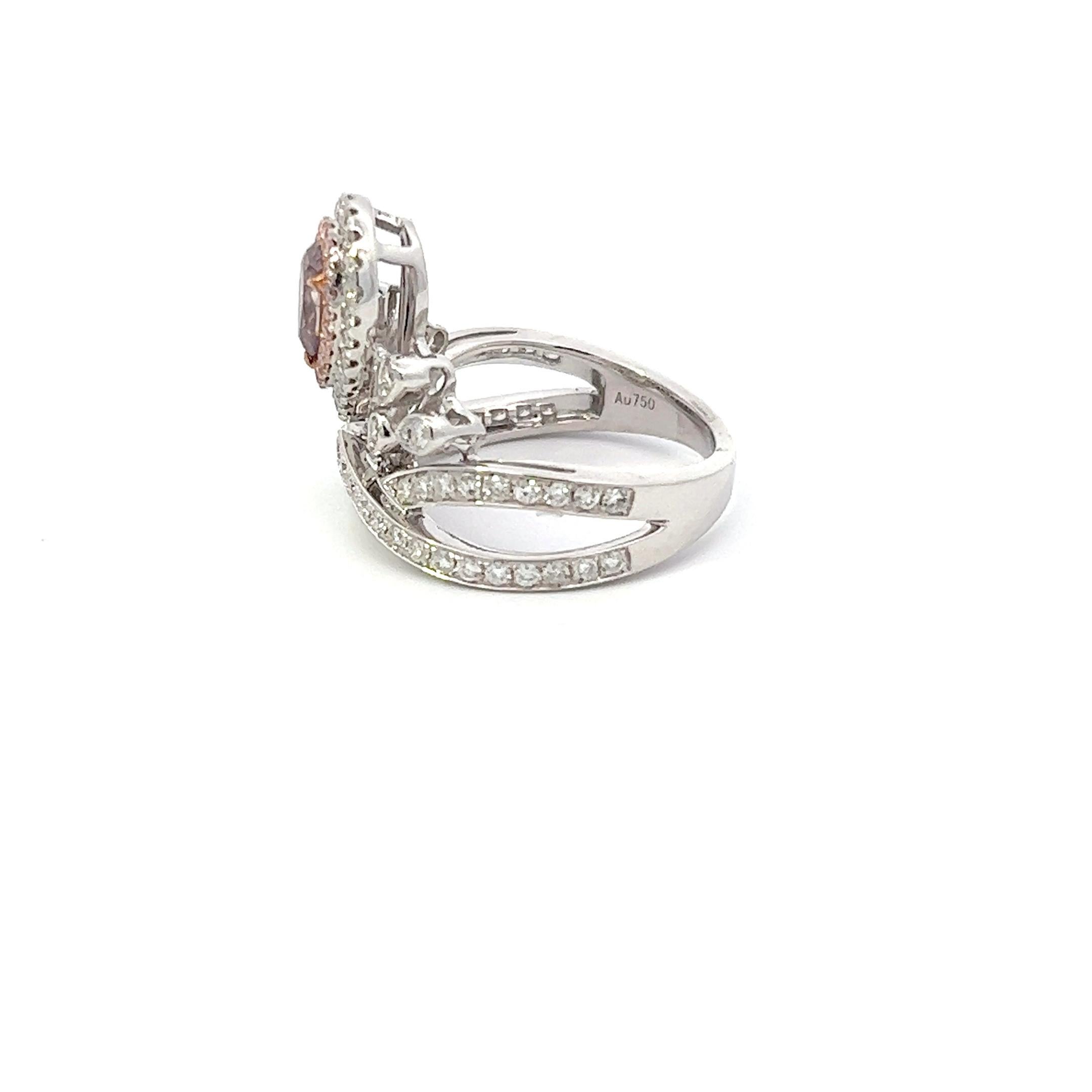 GIA-zertifizierter Pink Diamond Ring mit 0,70 Karat (Tropfenschliff) im Angebot