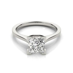 Bague de diamant en platine certifiée GIA 0,70 carat Princesse solitaire contemporaine