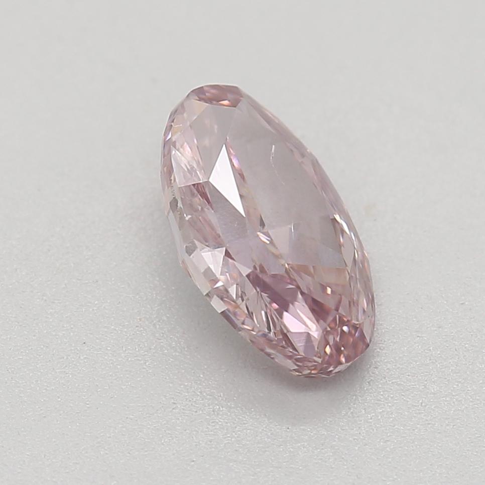 Oval Cut GIA Certified 0.71 Carat Fancy Purplish Pink SI2 Clarity Diamond For Sale