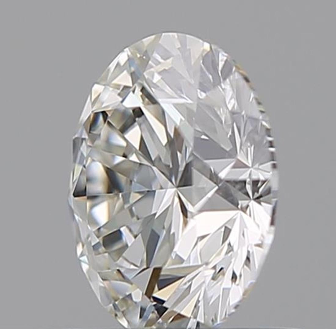 Round Cut GIA Certified 0.71 Carat G Colour IF Clarity Diamond For Sale
