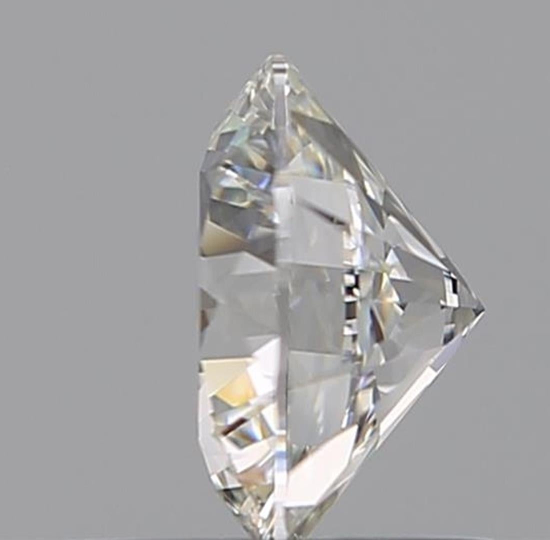 GIA Certified 0.71 Carat G Colour IF Clarity Diamond In New Condition For Sale In บางรัก, TH