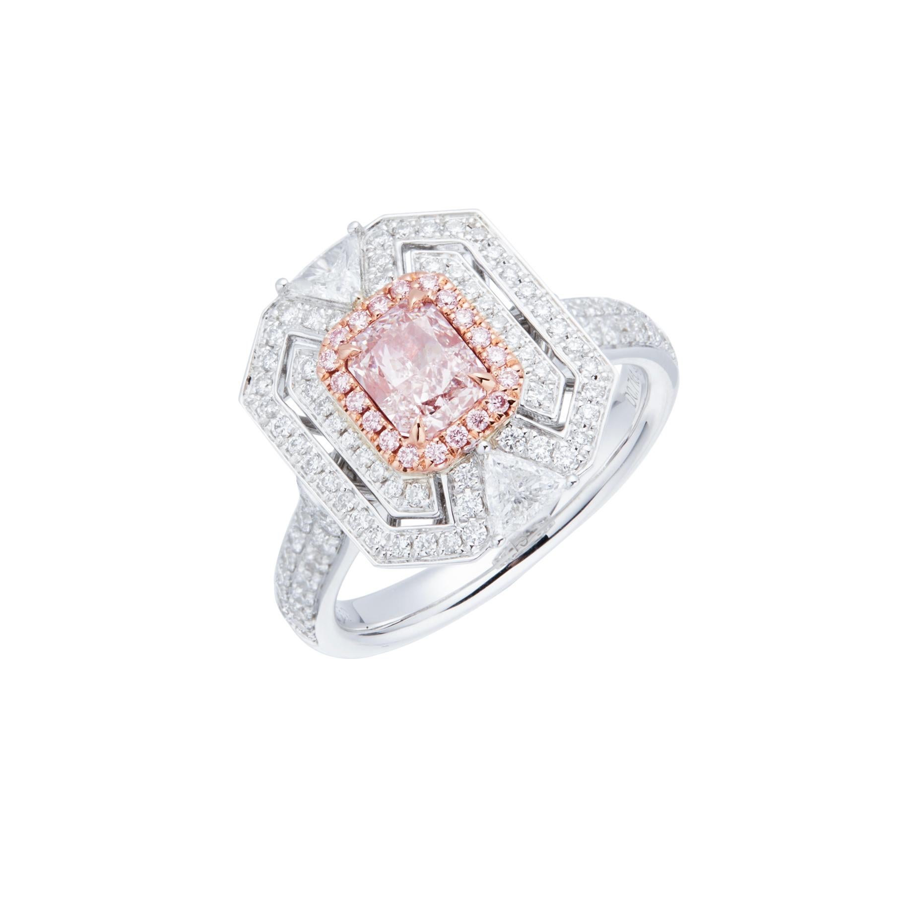 Anillo de diamantes de color natural marrón rosáceo en cojín de 18 quilates, certificado por el GIA, 0,71 ct Contemporáneo en venta