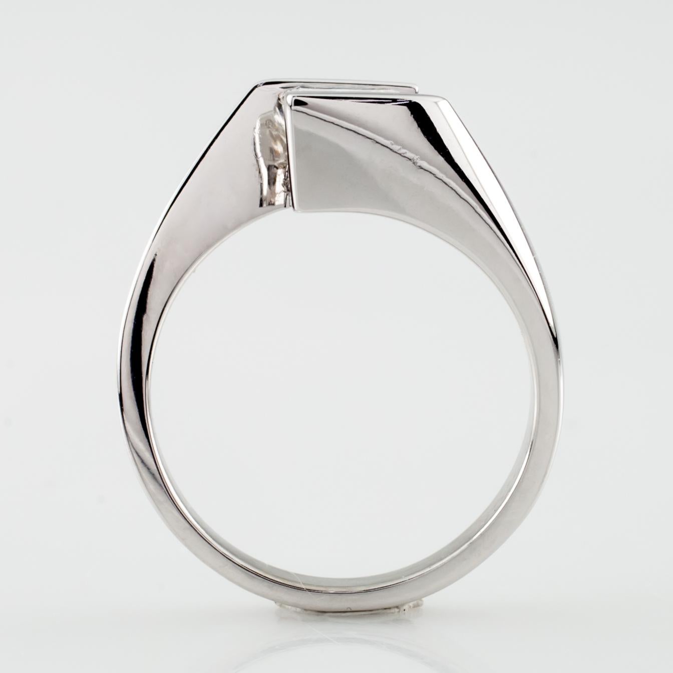 suspension diamond ring