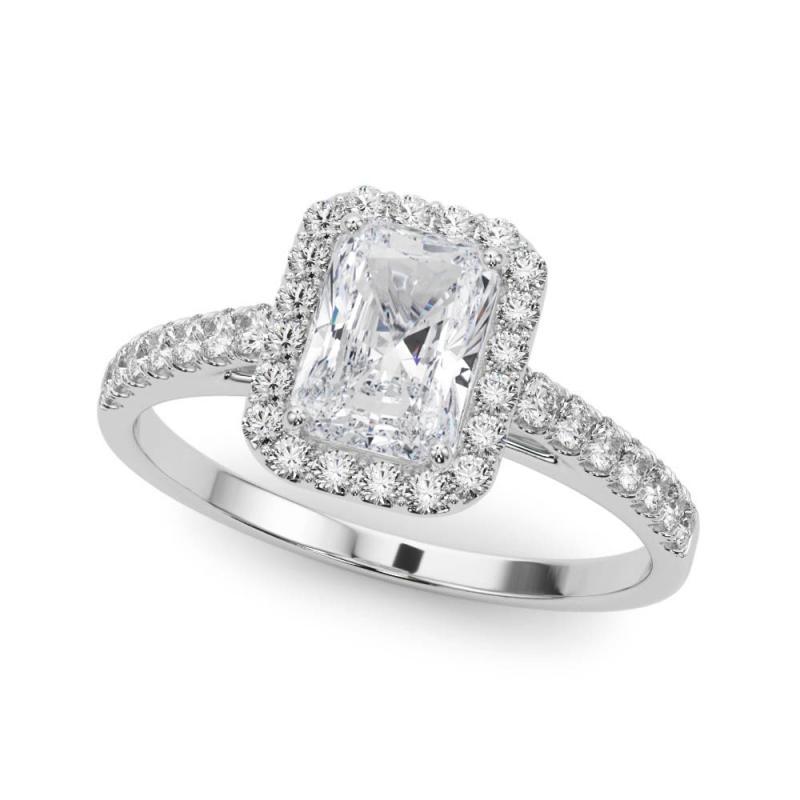 Halo radiante con pavé de 0,73 quilates certificado por GIA  Anillo de diamantes Corte radiante en venta