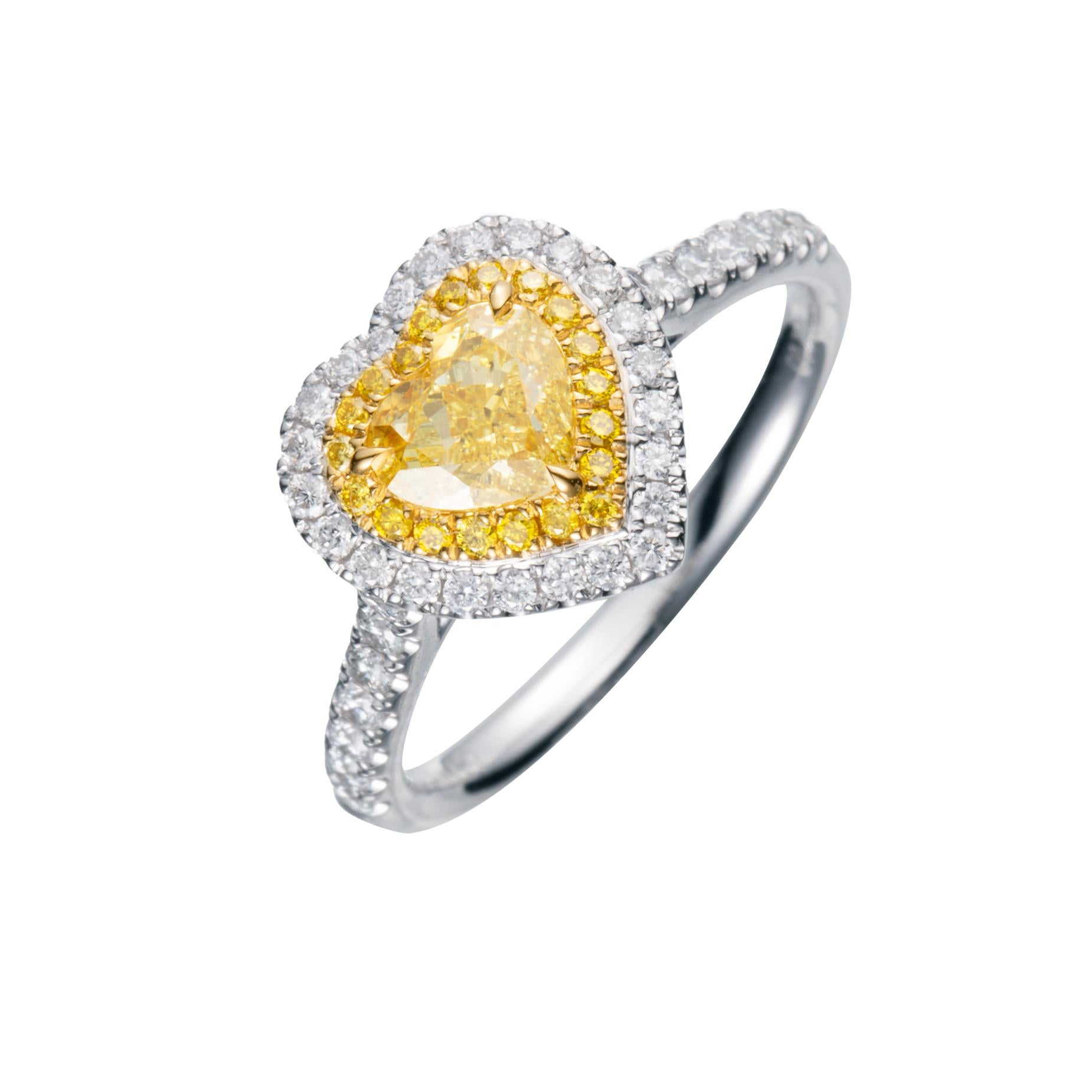 GIA-zertifizierter, 0,73 Karat intensiv gelber Fancy-Diamantring in Herzform aus 18KT Gold (Zeitgenössisch) im Angebot