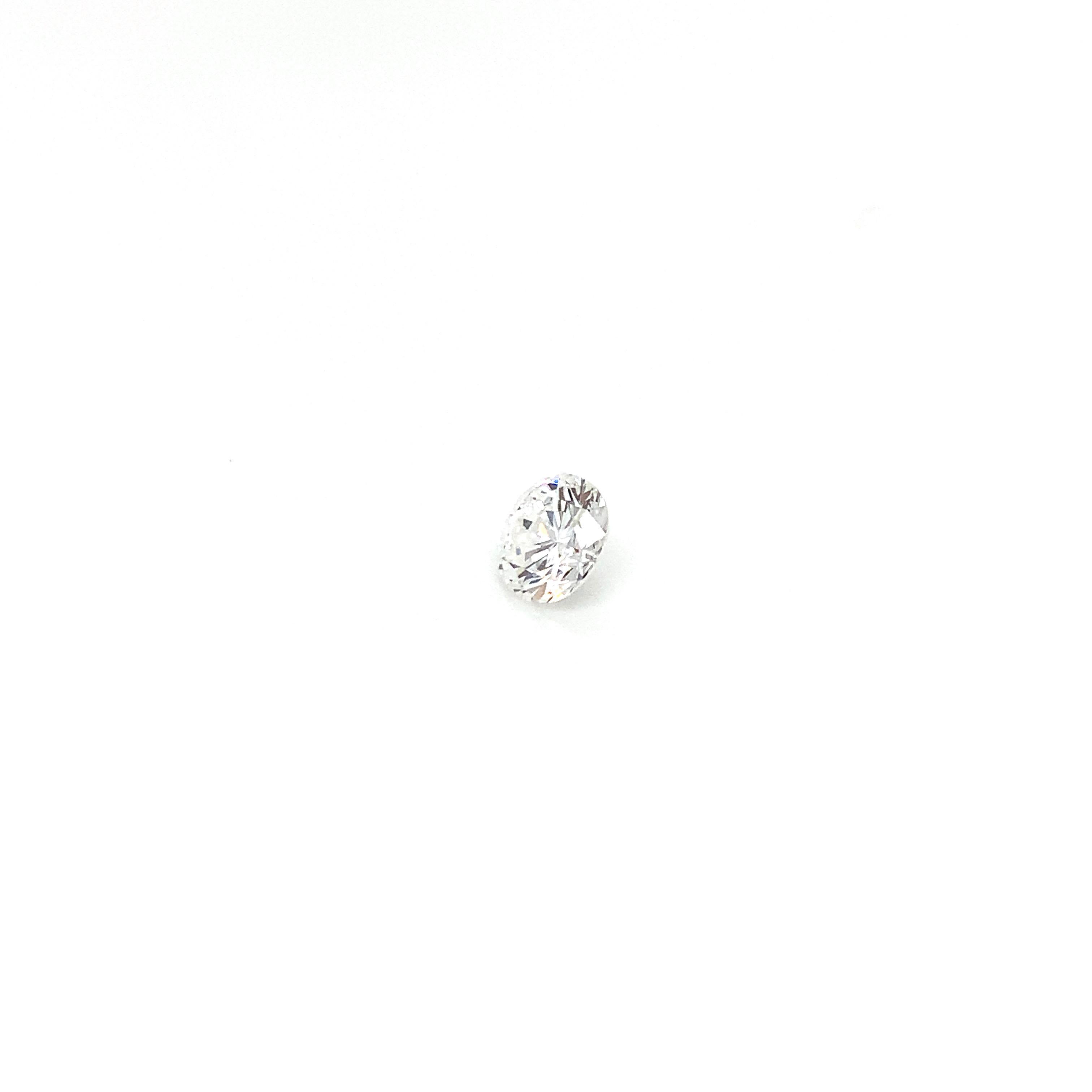 GIA Certified 0.74 Carat Round Brilliant Diamond In New Condition For Sale In New York, NY