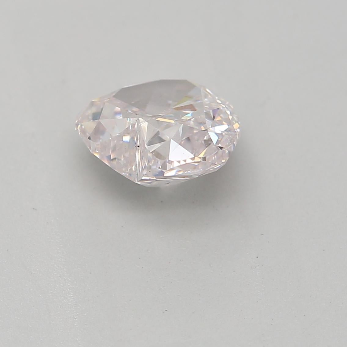 Diamante certificato GIA da 0,74 carati di colore rosa molto chiaro con purezza I1 In condizioni Nuovo in vendita a บางรัก, TH