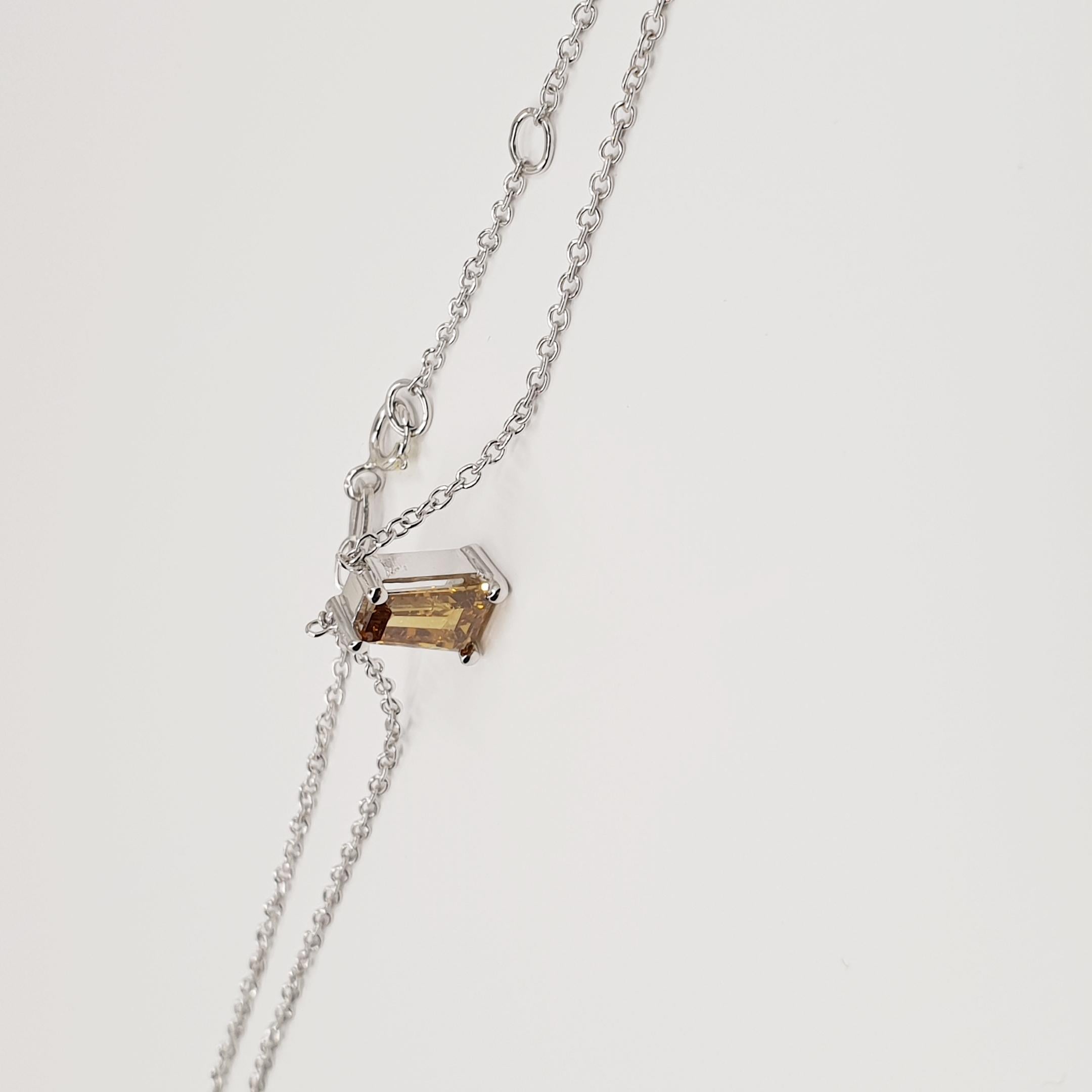 GIA-zertifizierte 0,75 Karat Ausgefallene Farbe Honig/I1 Diamant-Halskette 750 Weißgold im Angebot 1