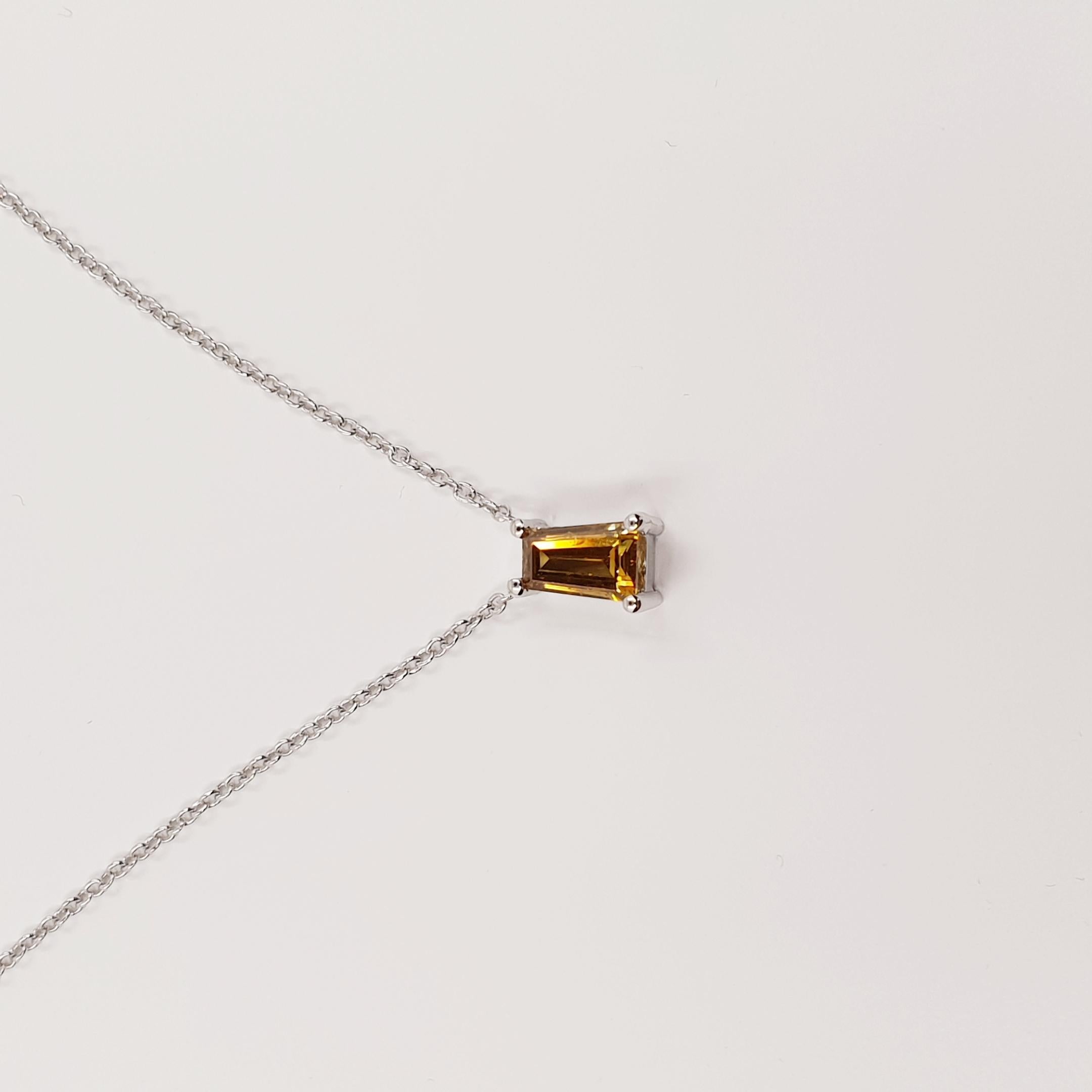GIA-zertifizierte 0,75 Karat Ausgefallene Farbe Honig/I1 Diamant-Halskette 750 Weißgold im Angebot 3