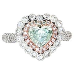 Anello con diamante SI2 Greene
Greene chiaro certificato GIA da 0,75 carati