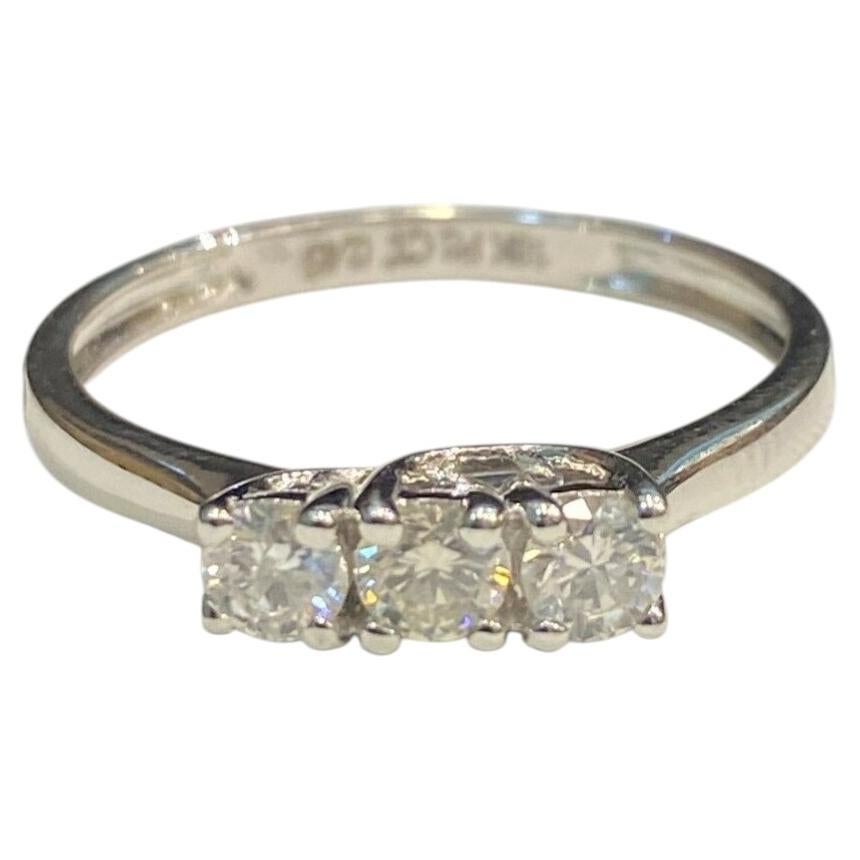 GIA-zertifiziert 0,75 Ct D VVS1 Runde Brillant Drei-Stein-Ring in 18K Weißgold