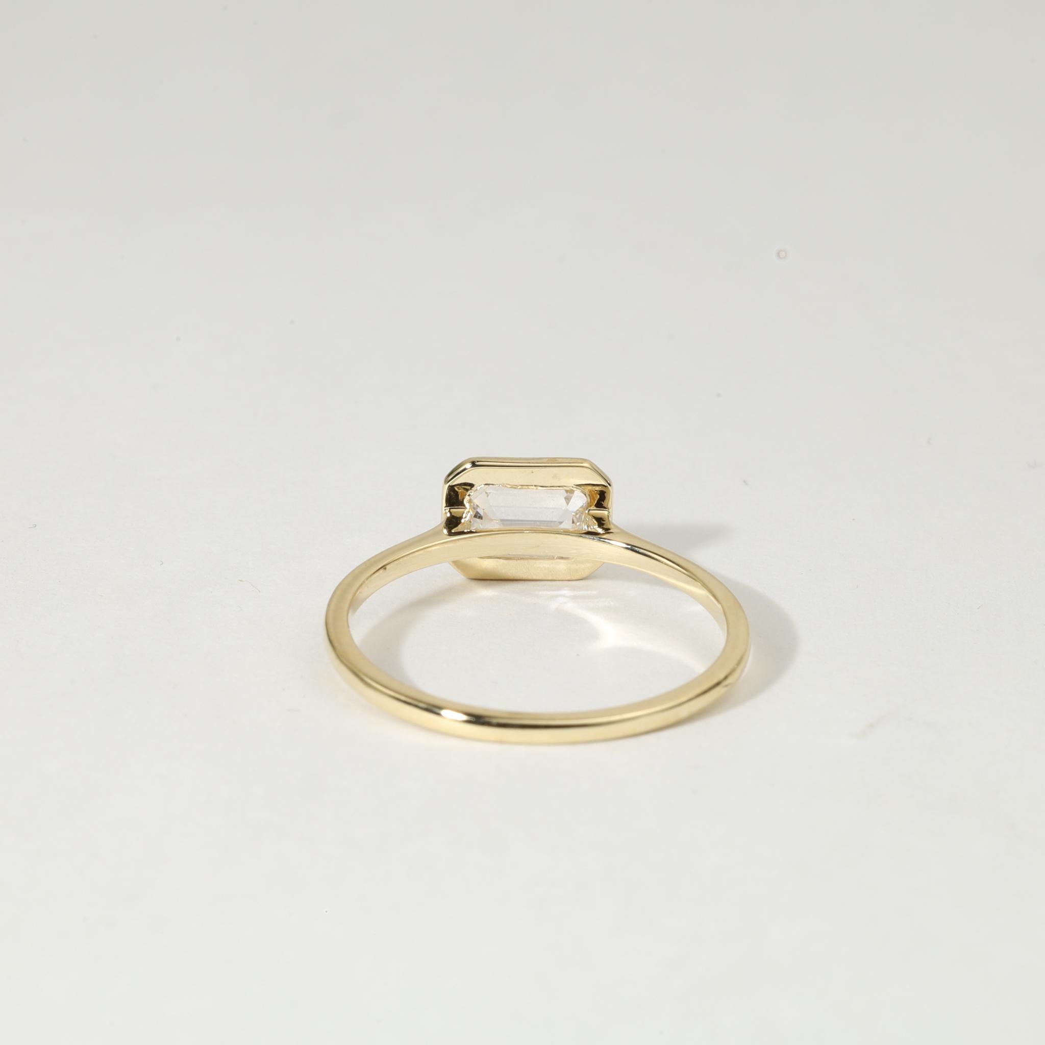 Bague solitaire en or jaune 18 carats avec diamant taille émeraude certifié GIA de 0,75ct Pour femmes en vente