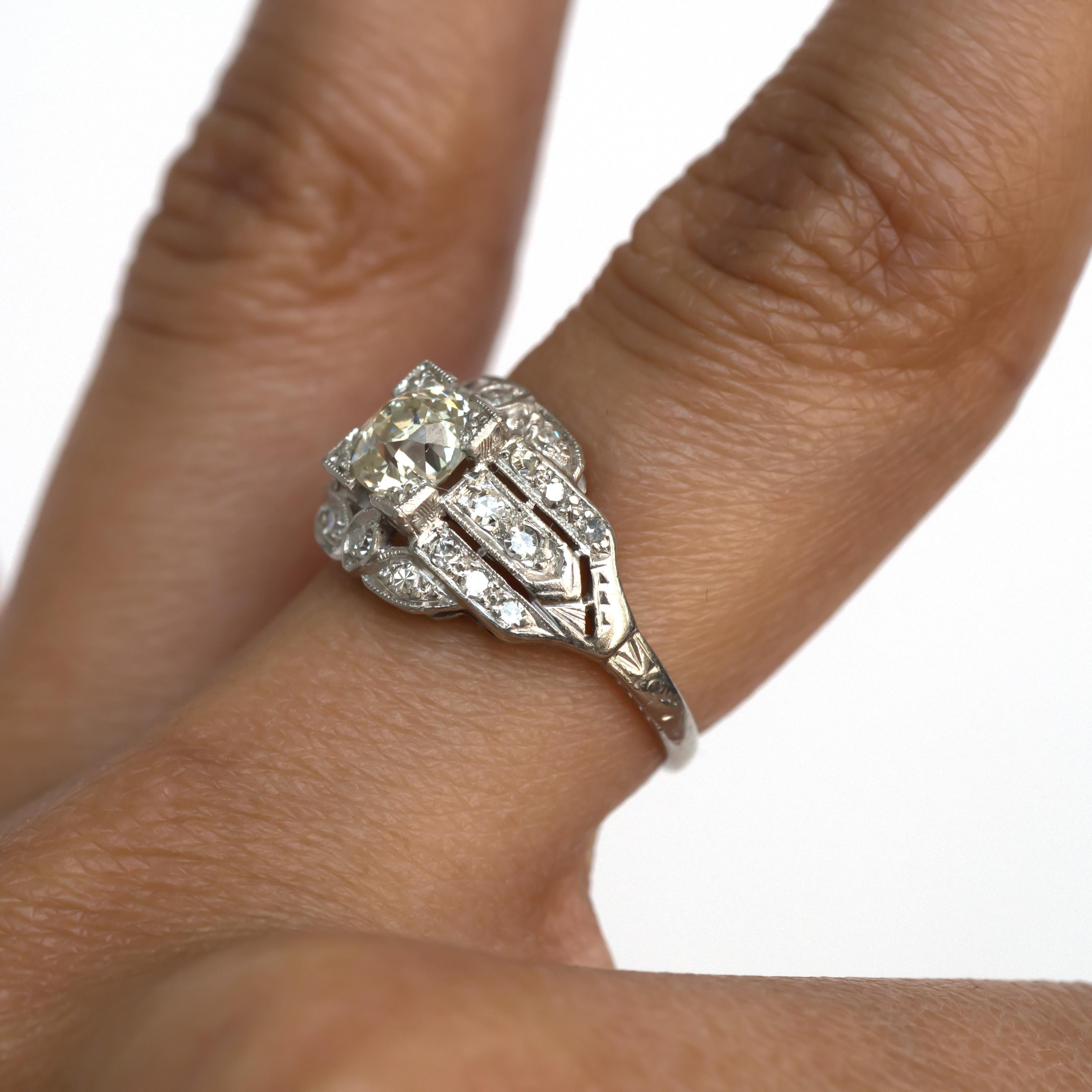 Bague de fiançailles en platine avec diamants de 0,77 carat certifiés GIA en vente 2