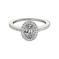 GIA Certified 0.8 Carat Oval Halo French Pave  Bague en diamant