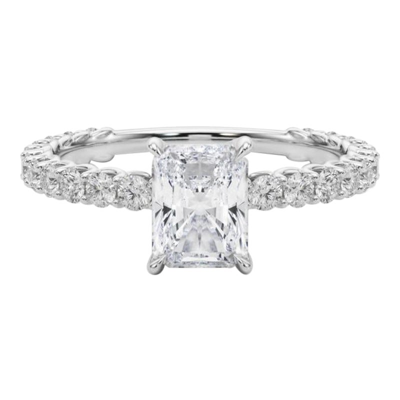 Anello di diamanti a eternità parziale con radiante da 0,8 carati certificato GIA