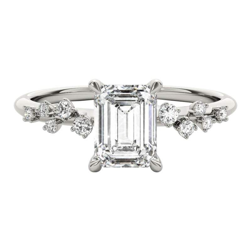 Anillo de diamantes esmeralda en racimo de vides en espaldera certificado por GIA de 0,8 quilates