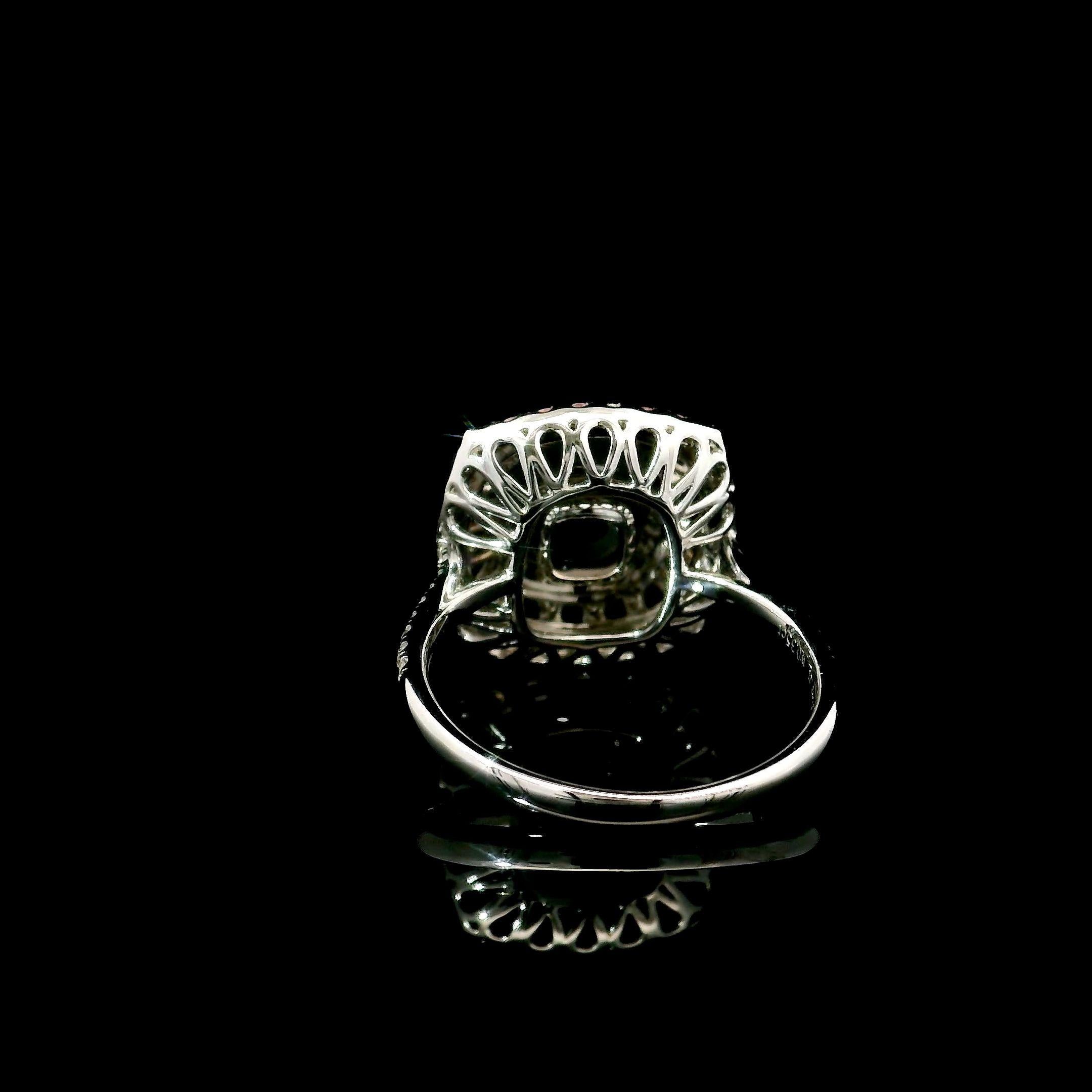 Women's or Men's GIA Certified 0.80 Carat Faint Pinkish Brown VS2 Clarity Diamond Ring For Sale