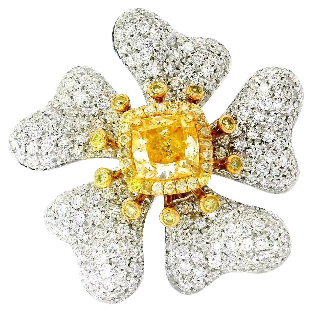 GIA Certified 0.80 Carat Fancy Light Yellow SI2 Clarity Diamond Ring