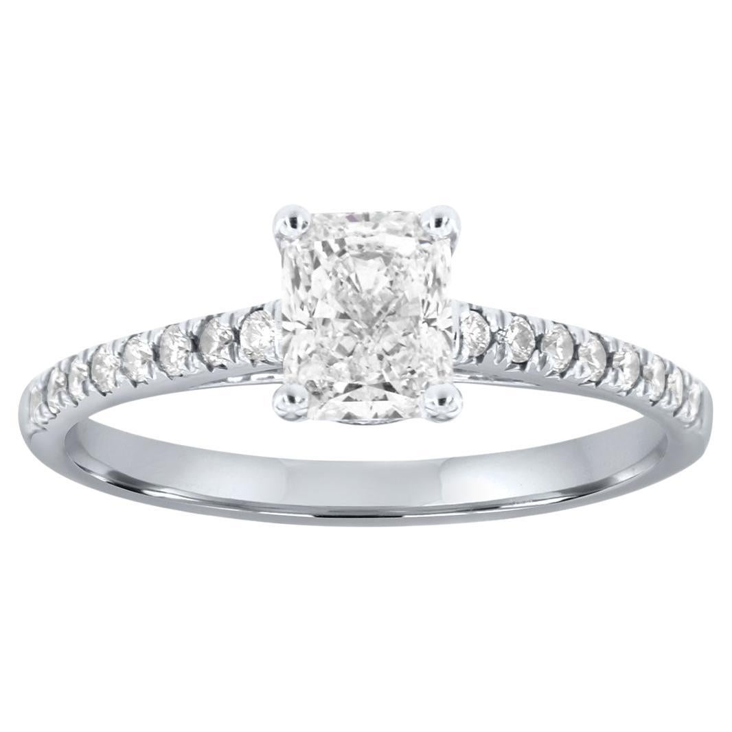 Bague de fiançailles avec diamant taille radiant de 0,80 carat certifié GIA en vente