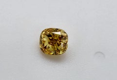 GIA Certified 0,81 Carat Cushion Fancy Deep Orangy Yellow Natural Diamond (Diamante naturale di colore giallo arancio)