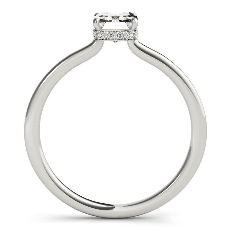 Taglio smeraldo GIA Certified 0,81 Carat Emerald Hidden Halo Slim Band Diamond Ring in vendita