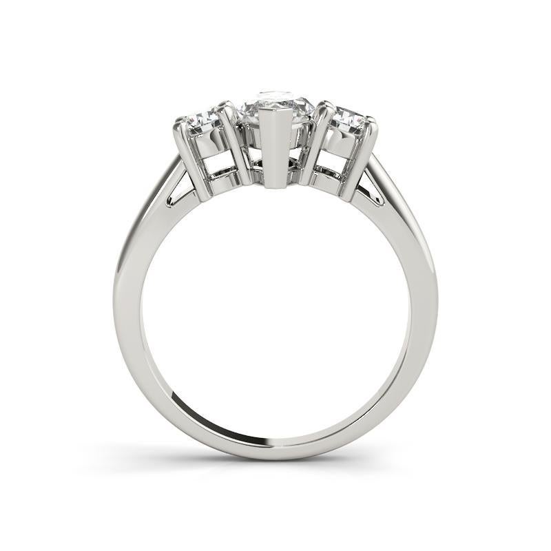 GIA Certified 0.81 Carat Marquise Three-Stone Anniversary Platinum Diamond Ring Neuf - En vente à New York, NY