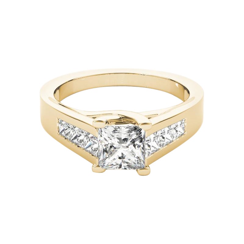 Bague en or jaune certifié GIA 0.81 carat Princess Channel Cathedral Diamond Ring en vente