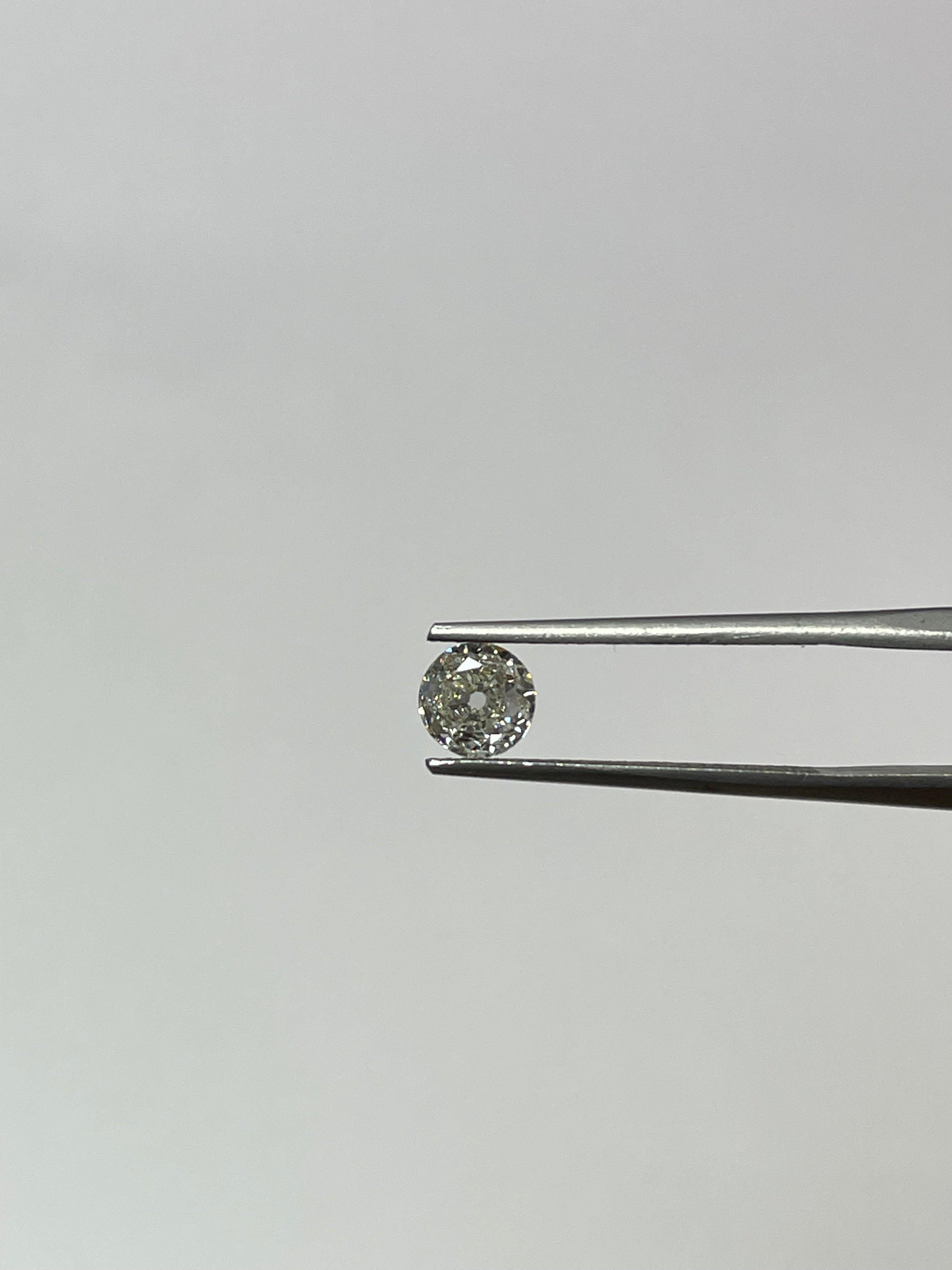 DESCRIPTION DE L'ARTICLE
ID # :
53240
Forme de la pierre :
Vieille Europe 
Poids du diamant :
0.81CT
La clarté :
VS1
Couleur :
L
Coupez :
Excellent
Mesures :
5.80 - 5.86 x 2.94mm
Profondeur % :
50.3%
Tableau % :
56%
Symétrie :
Foire
Polonais :
Bon