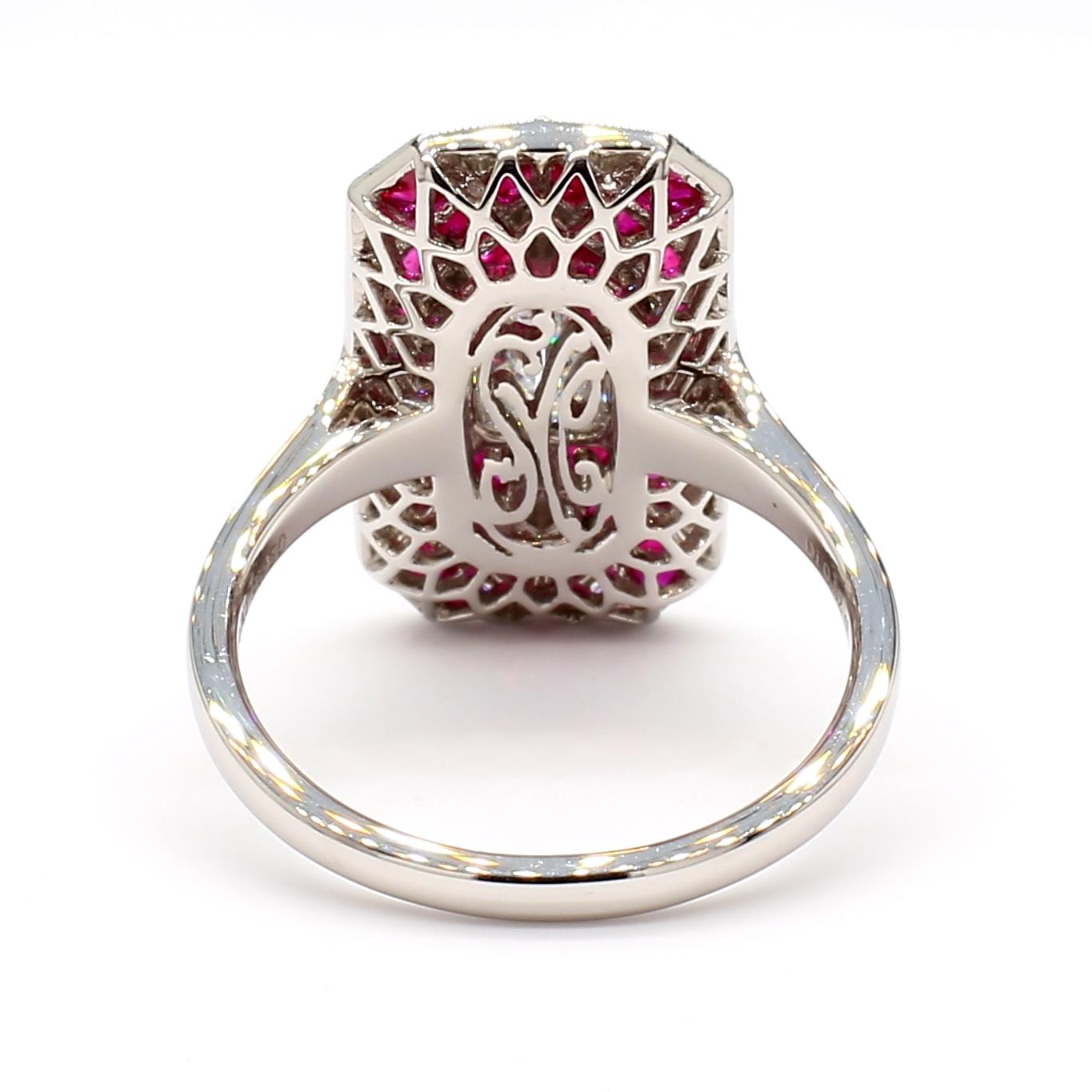 Anello in stile Deco con diamante e rubino certificato GIA 0,82 E VS2 In condizioni Nuovo in vendita a New York, NY
