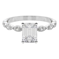 Anello di diamanti solitario con fascia di diamanti smeraldo da 0.83 carati certificato GIA